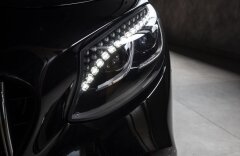 Mercedes-Benz Třídy S SWAROVSKI, BURMESTER