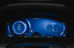 Ford Explorer Platinum Plug-in-Hybrid 4x4, B&O