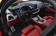 BMW XM 4,4 H/K, LASER, KARBÓN, MASÁŽE
