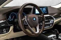 BMW Řada 5 540i xD Touring, Sport line, Individual