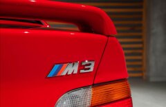 BMW M3 3,0 ZBERATEĽSKÝ KUS, MANUÁL