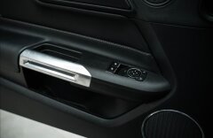 Ford Mustang 5,0 GT, KAMERA, MANUÁL, PRVÝ MAJITEĽ