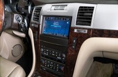 Cadillac Escalade 6,2 LUXURY, CZ, televize, kůže