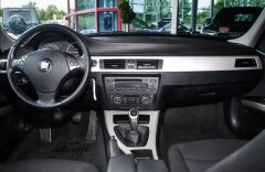 BMW Řada 3 316d CZ, park. asistent