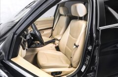 BMW Řada 3 335i, kůže Dakota, 18" M kola, PDC