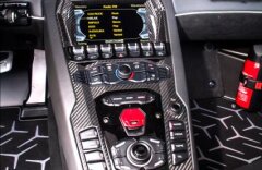 Lamborghini Aventador SV Roadster LP 750-4
