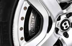Bentley Continental Flying Spur W12 Muliner, entertainment, CZ