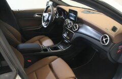 Mercedes-Benz CLA 180 coupe AMG, exclusive, Keyless, navi