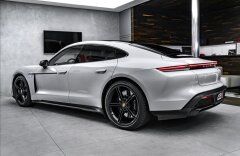 Porsche Taycan 0,0 Turbo S, keramiky, panorama, FOLIE