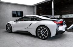 BMW i8 coupé, laser, Harman/Kardon, CZ