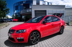 Škoda Octavia RS 230PS DSG, black paket, panorama,