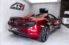 McLaren MP4-12C 3.8 twin turbo, karbon paket, lift systém