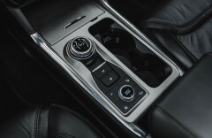 Ford Explorer Platinum Plug-in-Hybrid 4x4, B&O