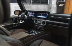 Mercedes-Benz Třídy G 4,0 G 63 AMG, BRABUS B 700, AKRAPOVIČ, BURMESTER