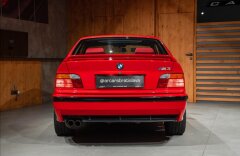 BMW M3 3,0 ZBERATEĽSKÝ KUS, MANUÁL