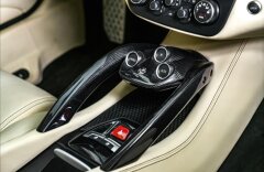 Ferrari FF FF  V12 bicolor, Daytona, kamera, CZ
