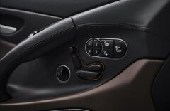 Mercedes-Benz SL 6,2 63 AMG, IWC EDÍCIA, HARMAN KARDON