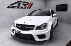 Mercedes-Benz Třídy C C63 AMG coupe black series optik paket
