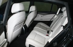 BMW Řada 5 GT 530d xDrive, asistenty, kamera, panorama
