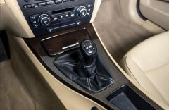 BMW Řada 3 335i, kůže Dakota, 18" M kola, PDC