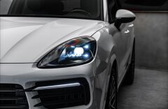 Porsche Cayenne 250kW, 21" Spyder, vzduch, tažné, CZ