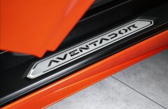 Lamborghini Aventador LP 700-4