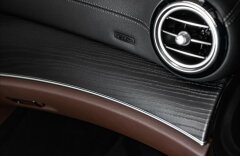 Mercedes-Benz Třídy E E 300 e 4MATIC Avantgarde