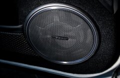 Nissan GT-R Black edition, Recaro, Kamera