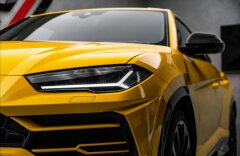 Lamborghini Urus V8 Night, panorama, 23" kola, B&O, 360°