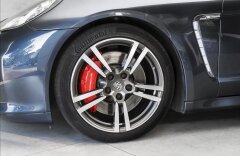 Porsche Panamera Turbo, bicolor interiér, sport chrono, PDCC