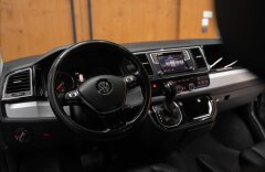 Volkswagen Multivan TDI Highline 4MOTION DSG, 7 MIESTNE, LED