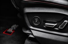 Audi RS Q8 4,0 TFSI 441kW, Keramiky, HUD, Masáže