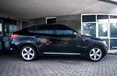 BMW X6 30d xDrive, keyless, head-up, DVD