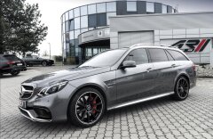 Mercedes-Benz Třídy E 63 S AMG 4Matic, karbon, panorama, CZ