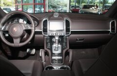 Porsche Cayenne 4.9   S New Tiptronic