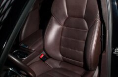 Porsche Cayenne Turbo keramiky, PDCC, panorama, ventilace, Bose