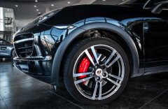 Porsche Cayenne Turbo, Burmester, Panorama, PDCC, nezávislé