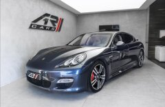 Porsche Panamera Turbo, bicolor interiér, sport chrono, PDCC