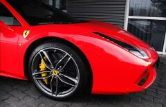 Ferrari Ostatní 488 GTB, Rosso Scuderia, skladem