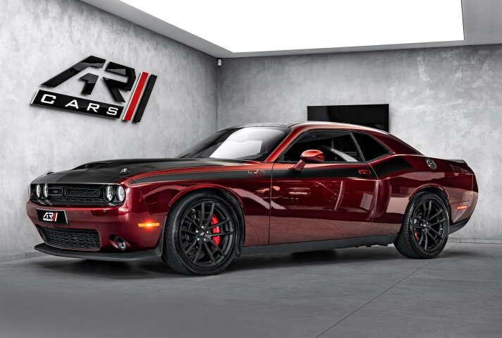 Dodge Challenger R/T 6,4 R/T 362kW Alpina Brembo
