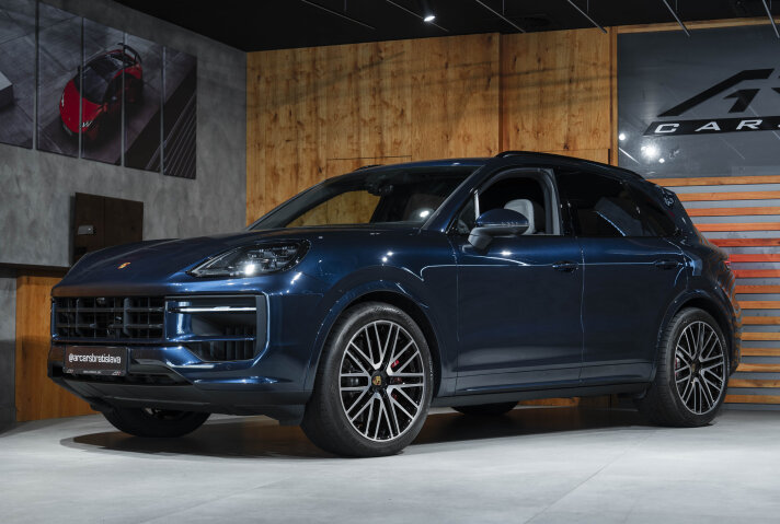 Porsche Cayenne BR S 4.0 V8, InnoDrive, Pano, Matrix, Výfuky, Chrono