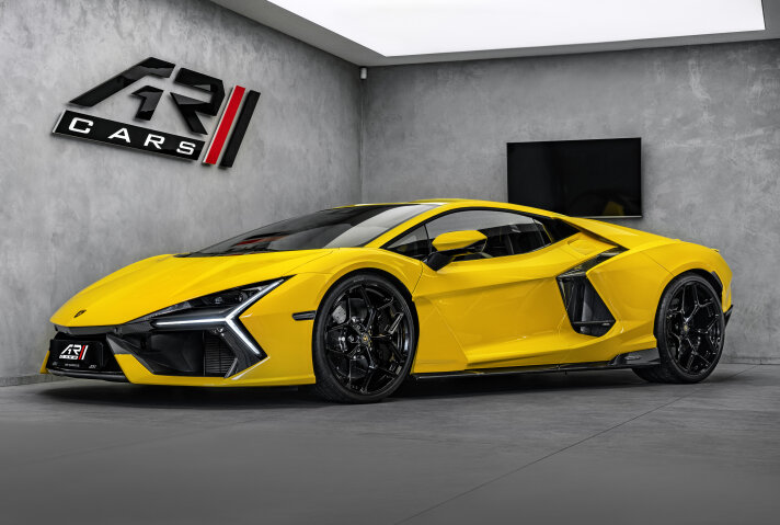 Lamborghini Revuelto