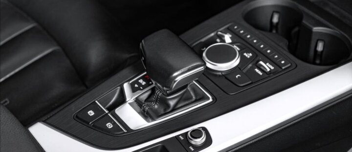 Audi A4 2.0 TDI quattro, LED, CZ