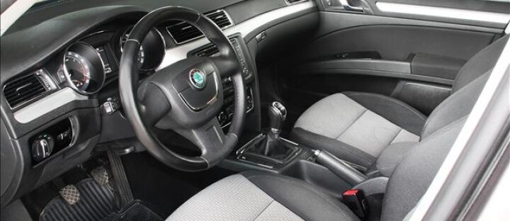 Škoda Superb Ambition