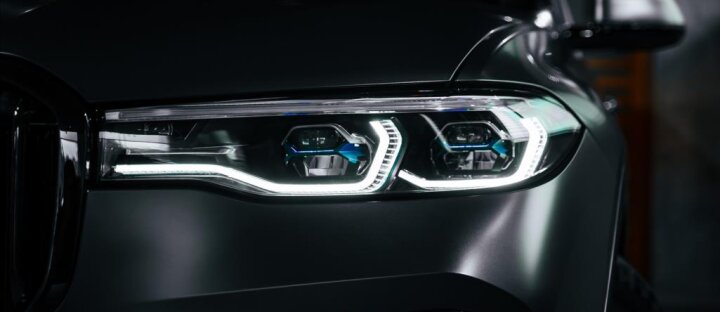 BMW X7 3,0 40d M SPORT, DARK SHADOW EDITION