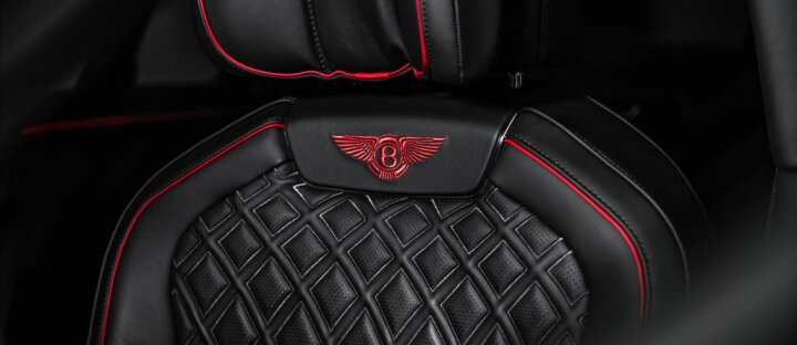 Bentley Flying Spur V8 S Mulliner, karbon, pano, TV