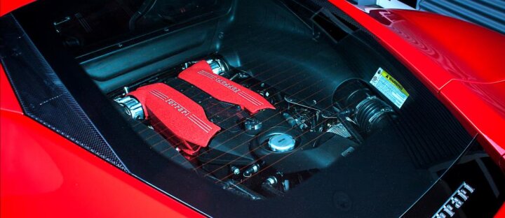 Ferrari 488 GTB Alcantara/karbon Race sedadla