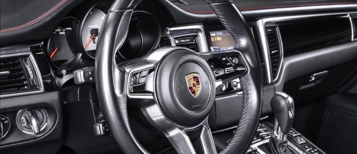 Porsche Macan S Diesel, vzduch, ventilace, sportovní sedadla, CZ