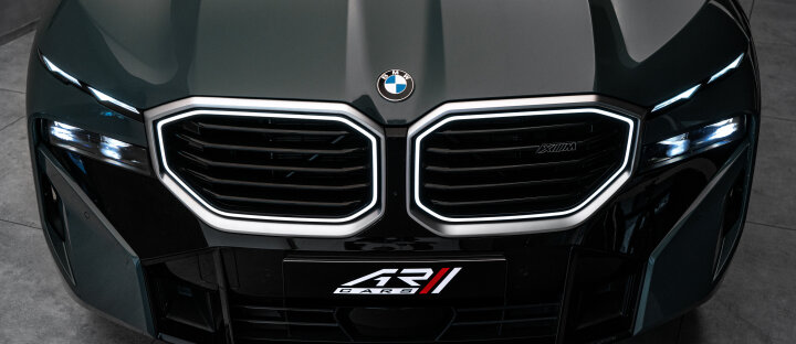 BMW XM  50e Individual Masáže