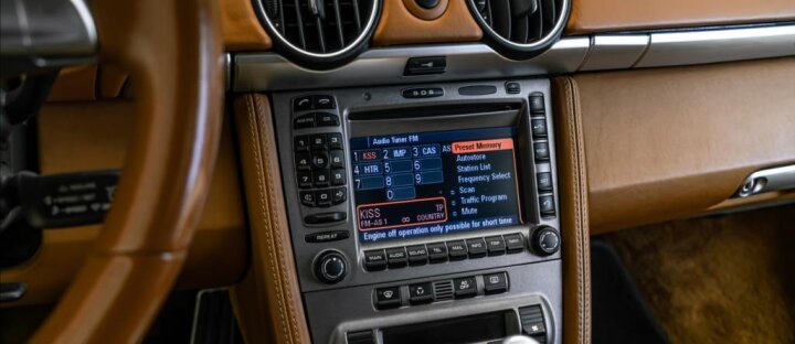 Porsche Cayman S AT 235kW, BOSE, PCM